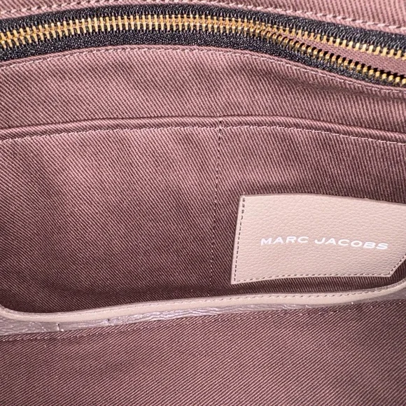 Marc Jacobs - THE LEATHER MEDIUM TOTE BAG Totes